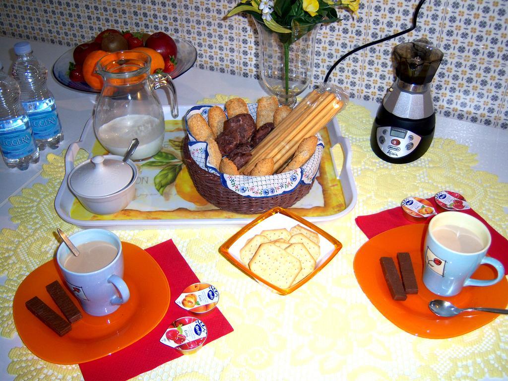 Bed And Breakfast Geckos Бриндизи Екстериор снимка