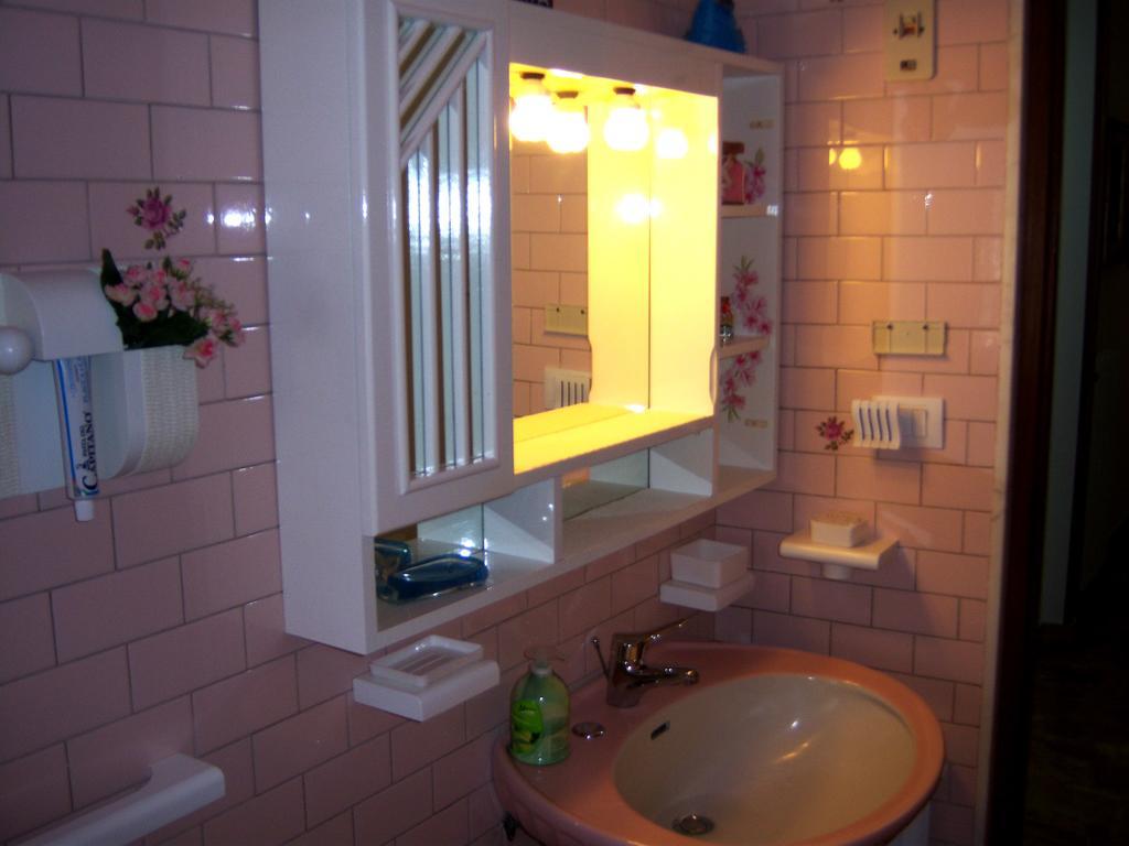 Bed And Breakfast Geckos Бриндизи Екстериор снимка
