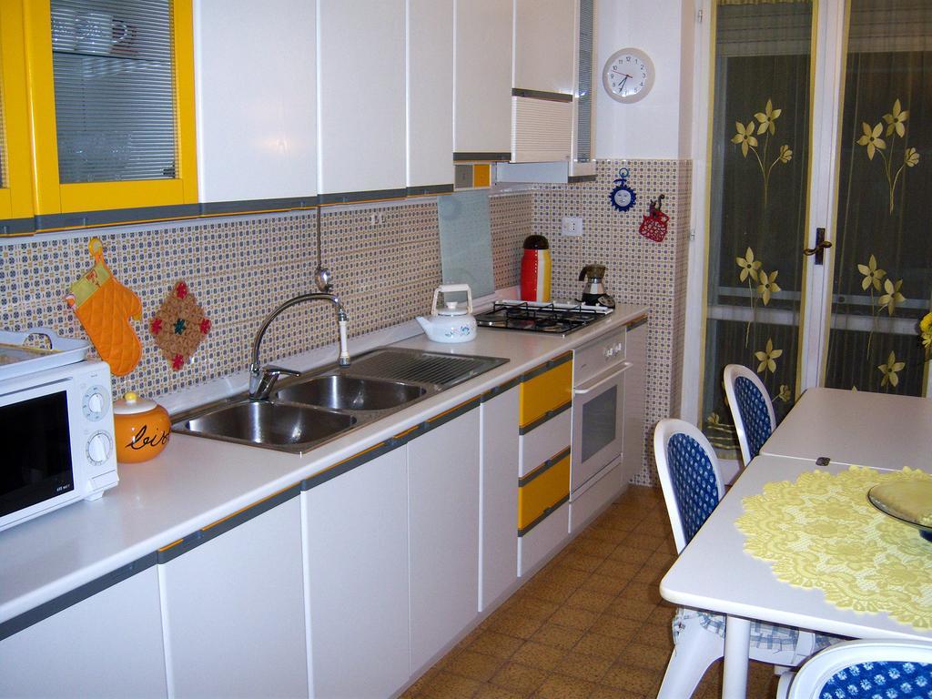 Bed And Breakfast Geckos Бриндизи Екстериор снимка