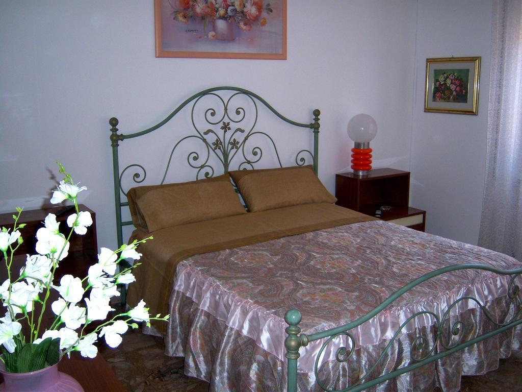 Bed And Breakfast Geckos Бриндизи Екстериор снимка