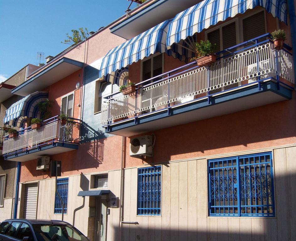 Bed And Breakfast Geckos Бриндизи Екстериор снимка